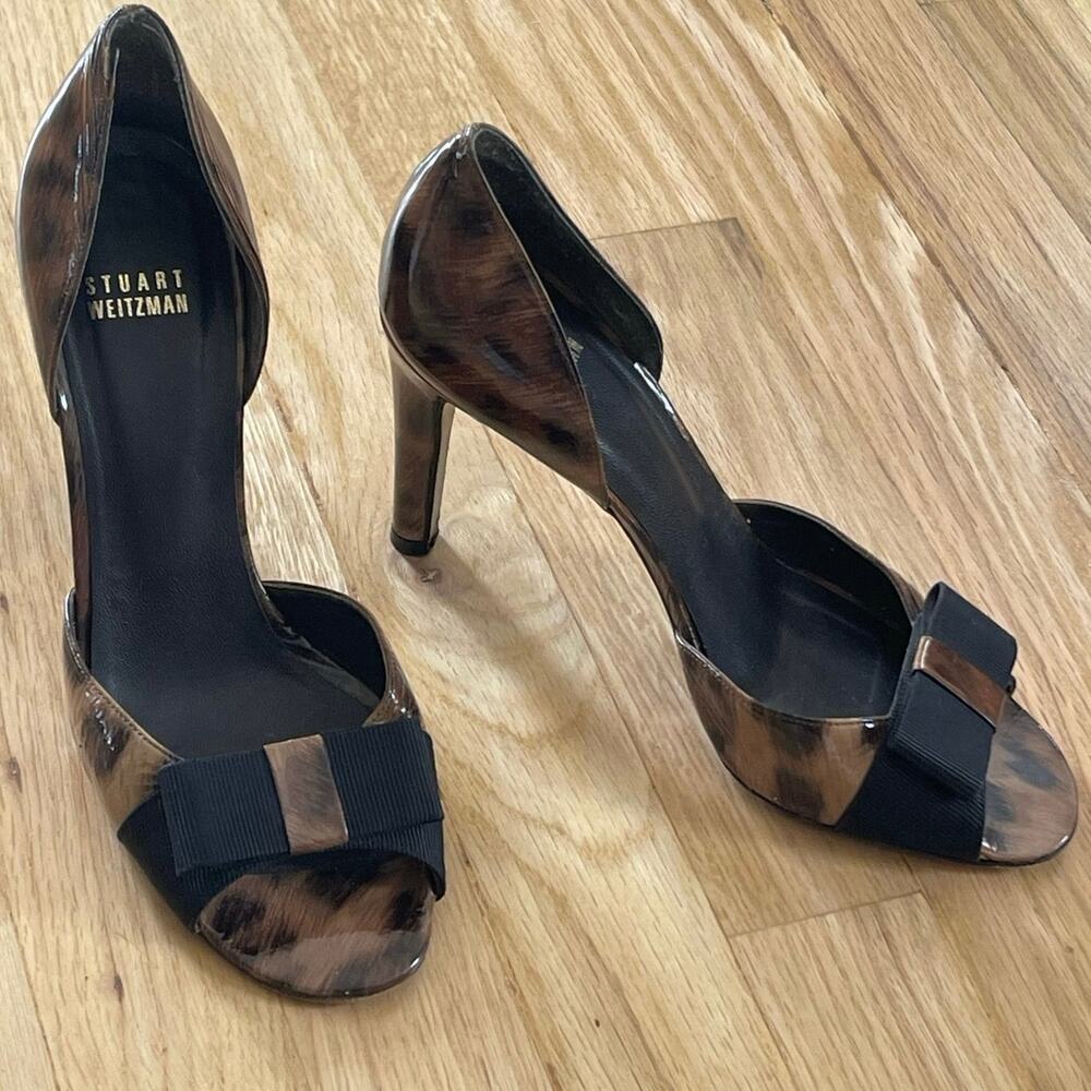 Stuart Weitzman Women's Leopard Print Cut Out Peep Toe 3.5” Heels sz 7.5